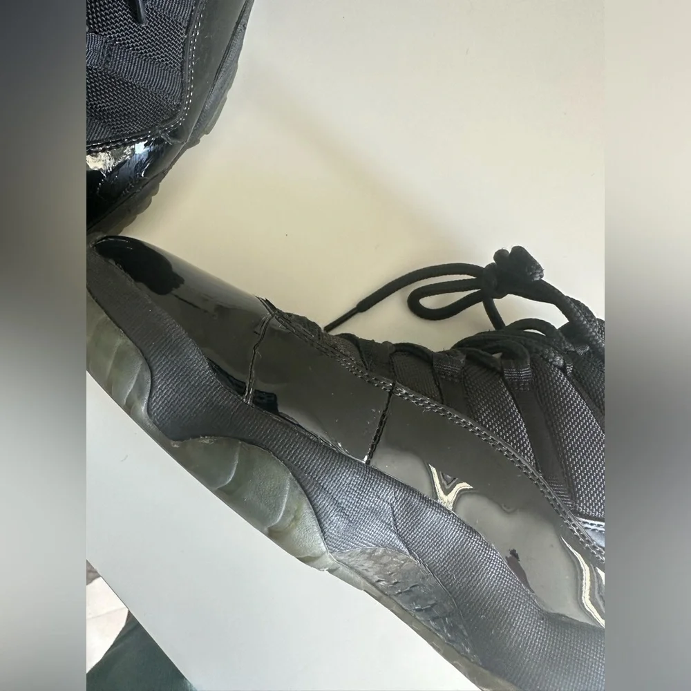 Jordan see shipping